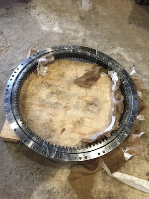 Круг поворотный Volvo EC360  