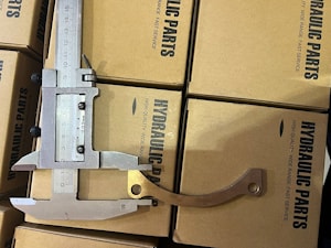 Упор 6421 6423 Eaton Vickers  
